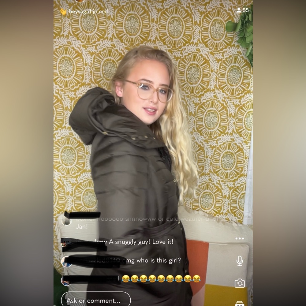 👑 thethriftingqn 👑 CRYSTAL'S LIVE SHOW NOTIFICATION! Thrifted finds! ❤️ - Picture 5 of 6